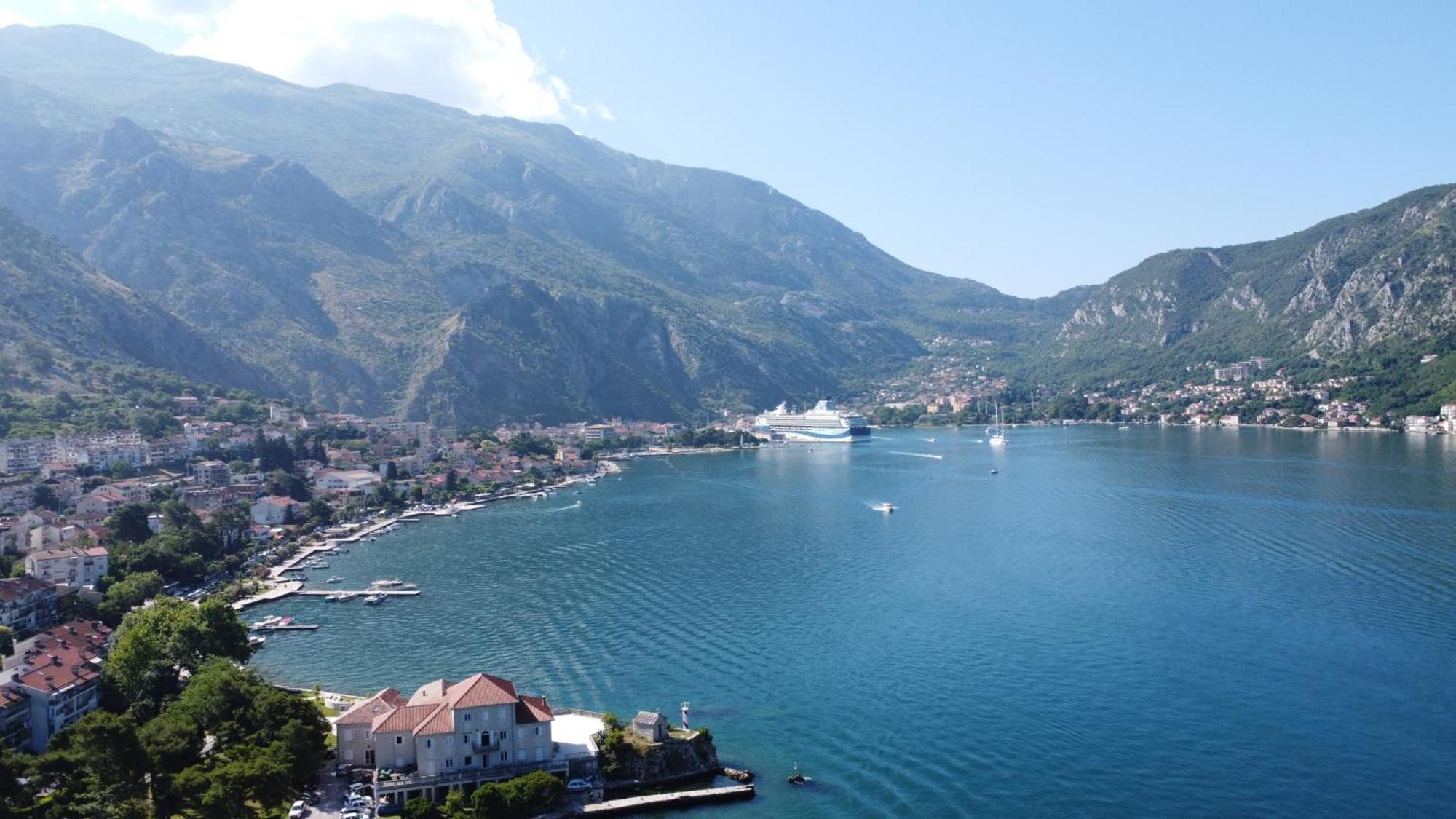 Rooms & Apartments Vukasovic Kotor Exterior foto