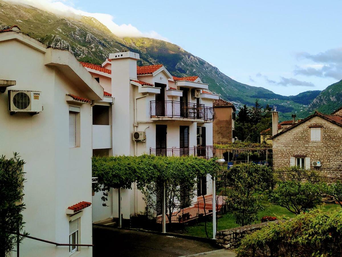 Rooms & Apartments Vukasovic Kotor Exterior foto